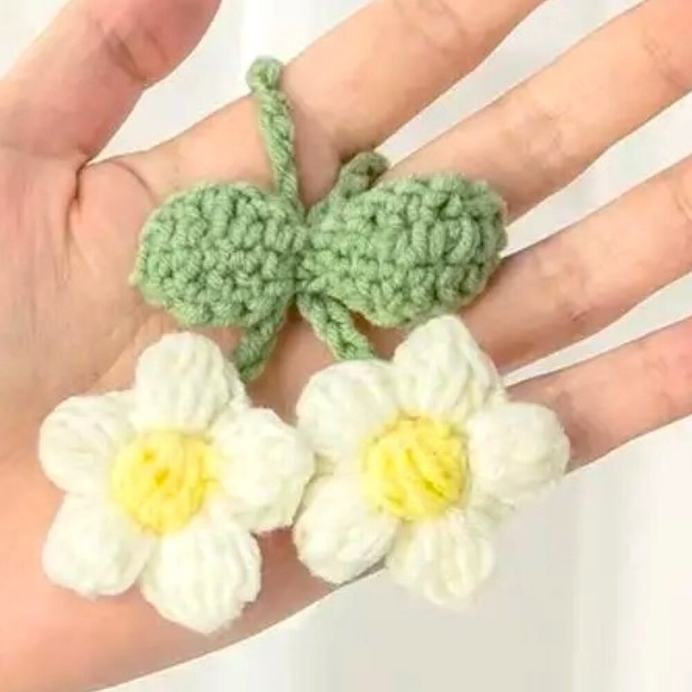 Bag Charm Crocheted Flower Purse Knit Hook Boho Chic Handmade Trendy Stylish - Picture 2 of 2